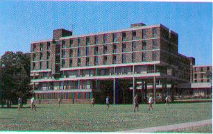 lakehall.jpg (26892 bytes)
